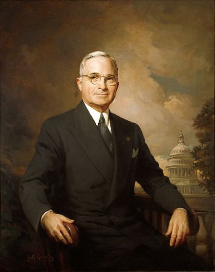 512px-HarryTruman