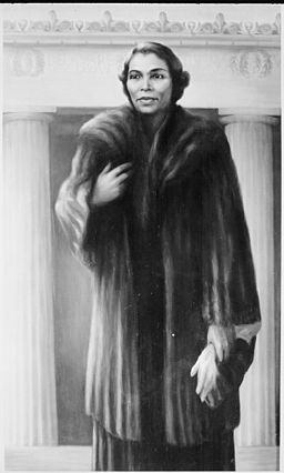 256px-Marian_Anderson_-_NARA_-_559192