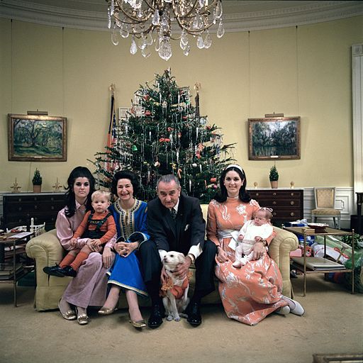Lyndon_B._Johnson's_family_Xmas_Eve_1968