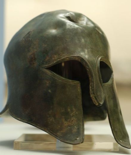 Spartan_helmet_2_British_Museum